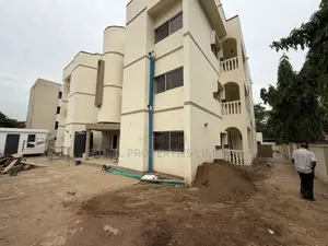 3bdrm Block of Flats in Wuse 2 for rent
