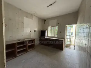 3bdrm Block of Flats in Wuse 2 for rent