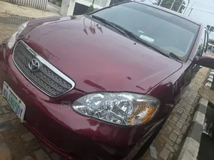 Toyota Corolla LE 2004 Red