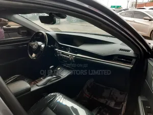 Lexus ES 350 FWD 2016 Gray