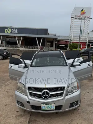 Mercedes-Benz GLK-Class 2012 Silver