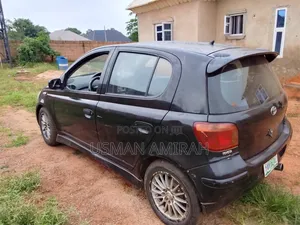 Toyota Yaris 1.3 2005 Black