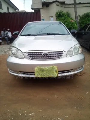 Toyota Corolla LE 2004 Silver