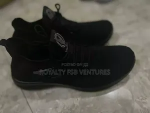Black Sneakers-Size 44