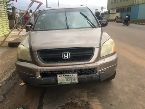 Honda Pilot 2005 Gold