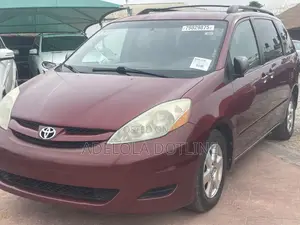 Toyota Sienna LE AWD 2006 Red