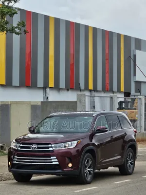 Toyota Highlander XLE V6 4x4 (3.5L 6cyl 6A) 2016 Red