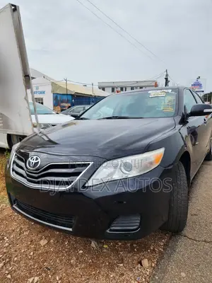 Toyota Camry LE V6 4dr Sedan (3.5L 6cyl 6A) 2011 Black