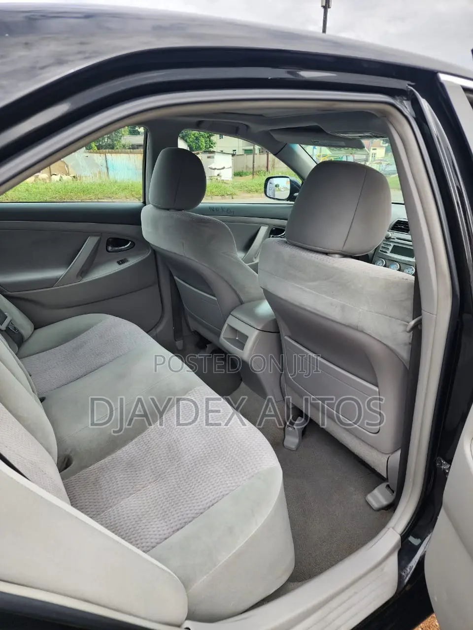 Toyota Camry LE V6 4dr Sedan (3.5L 6cyl 6A) 2011 Black
