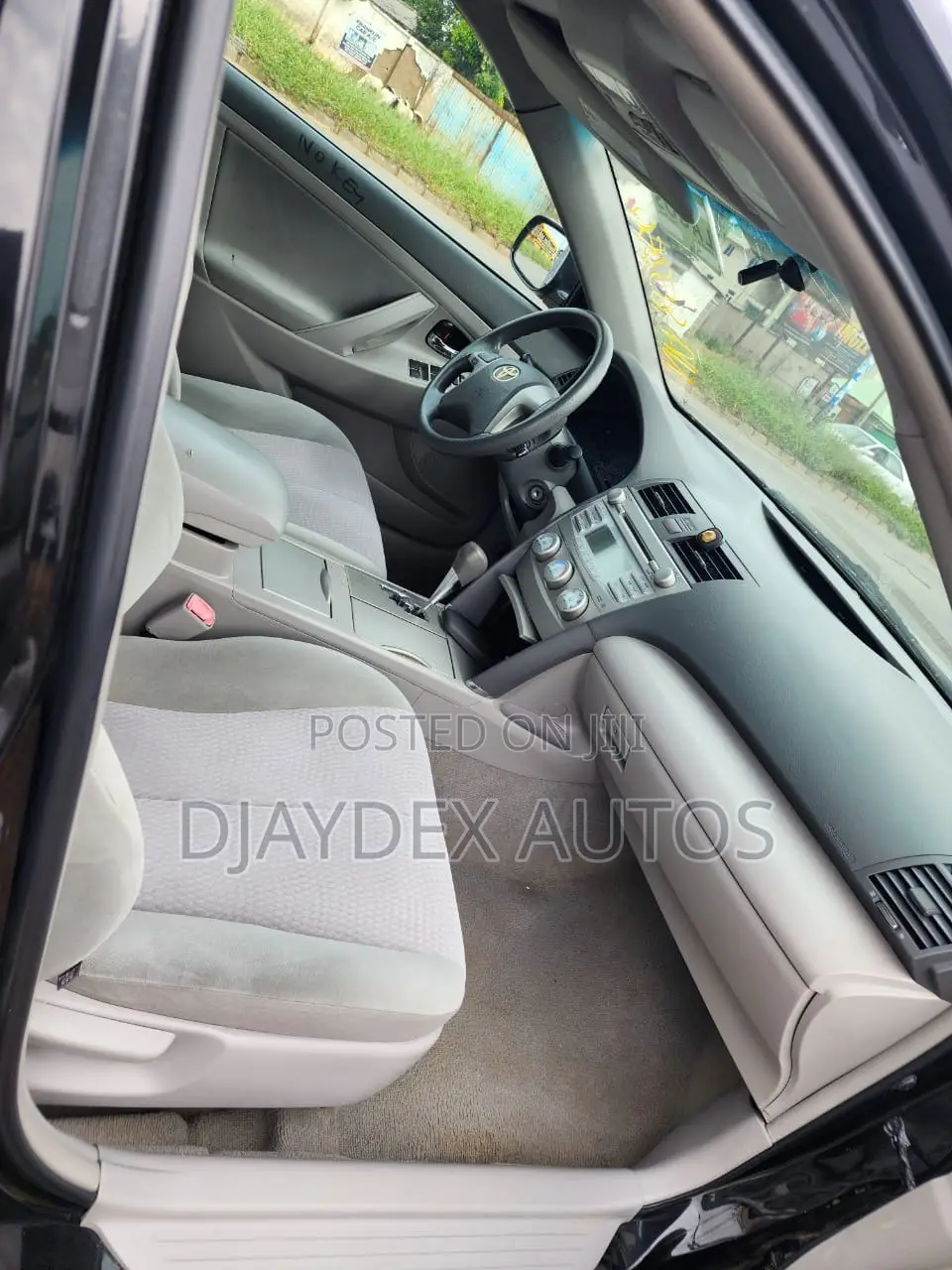 Toyota Camry LE V6 4dr Sedan (3.5L 6cyl 6A) 2011 Black