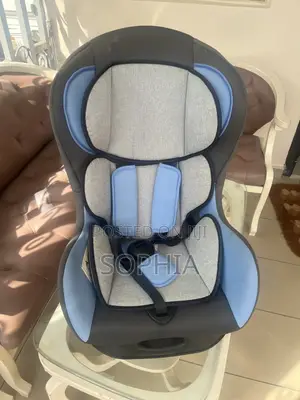 Baby/Child Car Seat 0-18kg.