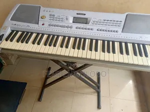 Yamaha Keyboard