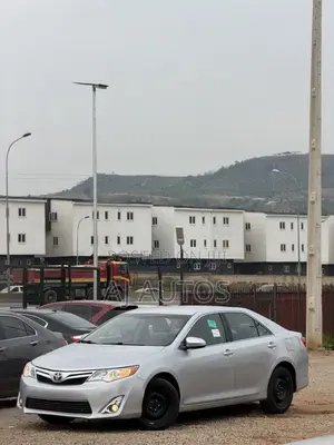 Toyota Camry 2014 Silver