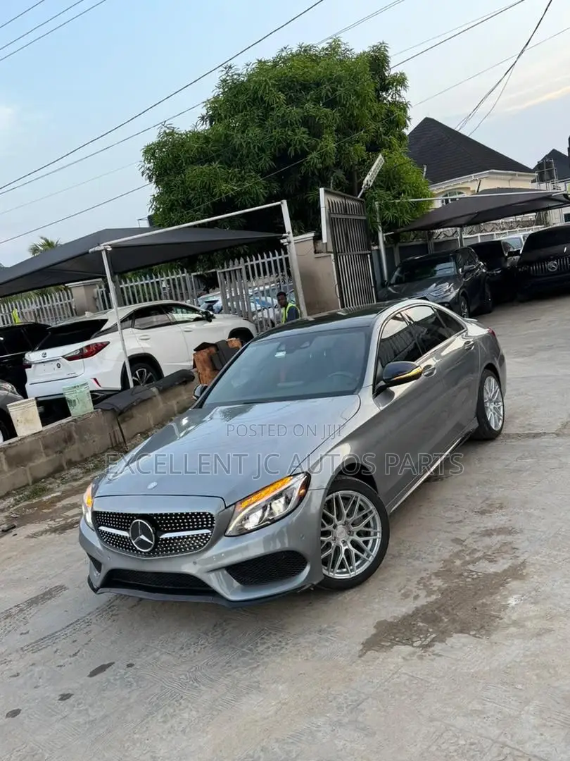 Mercedes-Benz C300 2015 Gray
