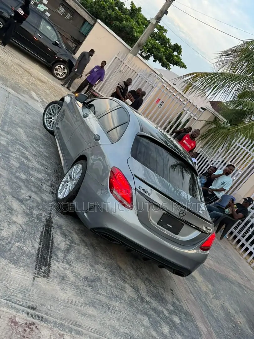 Mercedes-Benz C300 2015 Gray