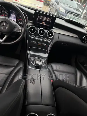 Mercedes-Benz C300 Luxury 4Matic Sedan AWD (2.0L 4cyl 7A) 2016 Black