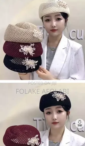 Knitted Fancy Beret