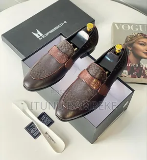 Ladies Shoe