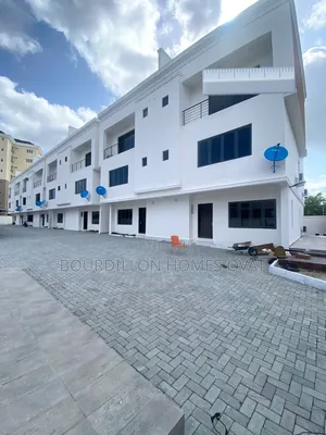 4bdrm Duplex in Ikoyi Lagos State for sale
