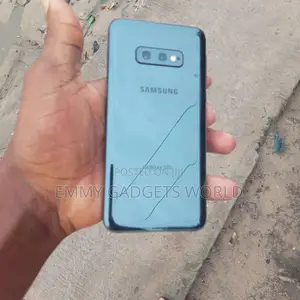 Samsung Galaxy S10e 128 GB Black