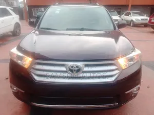 Toyota Highlander 2013 Red