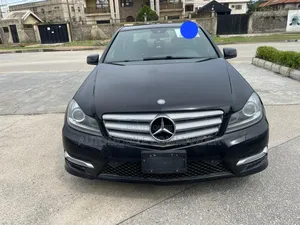 Mercedes-Benz C300 Luxury 4Matic Sedan AWD (3.5L 6cyl 7A) 2013 Black