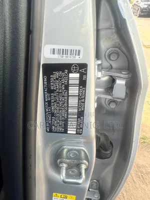 Toyota Yaris LE Hatchback 5dr 2017 Silver
