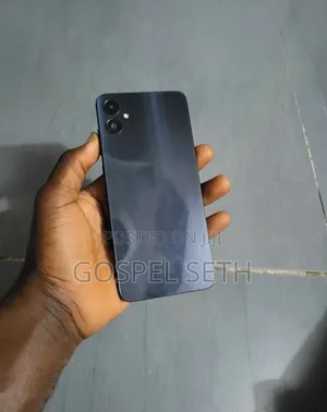 Samsung Galaxy A05 64 GB Gray