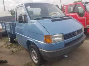 Volkswagen Transporter 2000 Blue