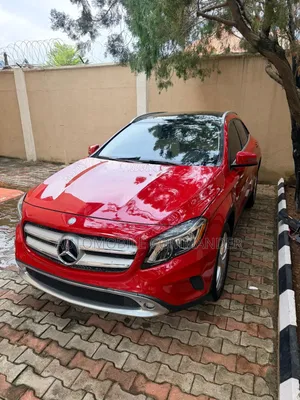 Mercedes-Benz GLA 250 2016 Red