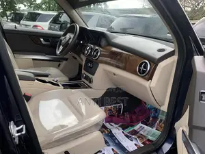 Mercedes-Benz GLK-Class 2015 Blue