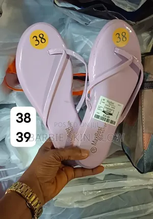 Quality Low Heel Max Slippers