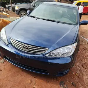 Toyota Camry 2005 Blue