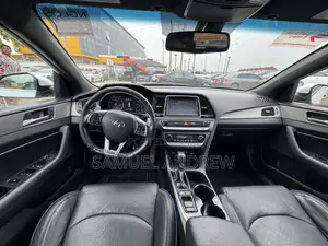 Hyundai Sonata Sport 2.0T 2018 White