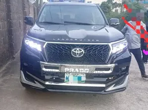 Toyota Land Cruiser Prado 2022 Black