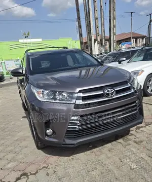 Toyota Highlander 2014 Gray