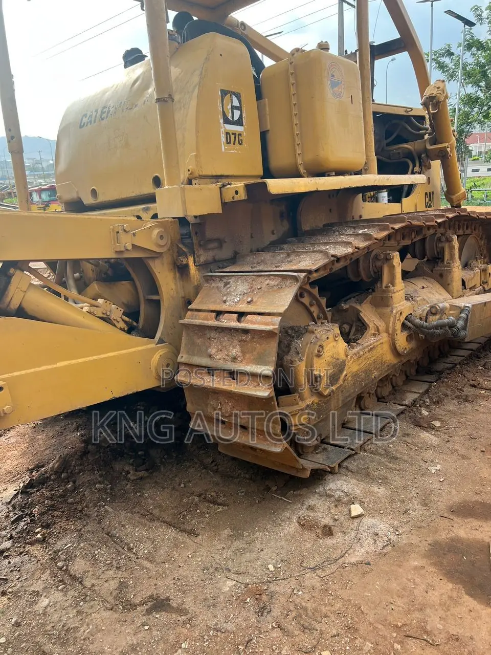Cat D7 Bulldozer
