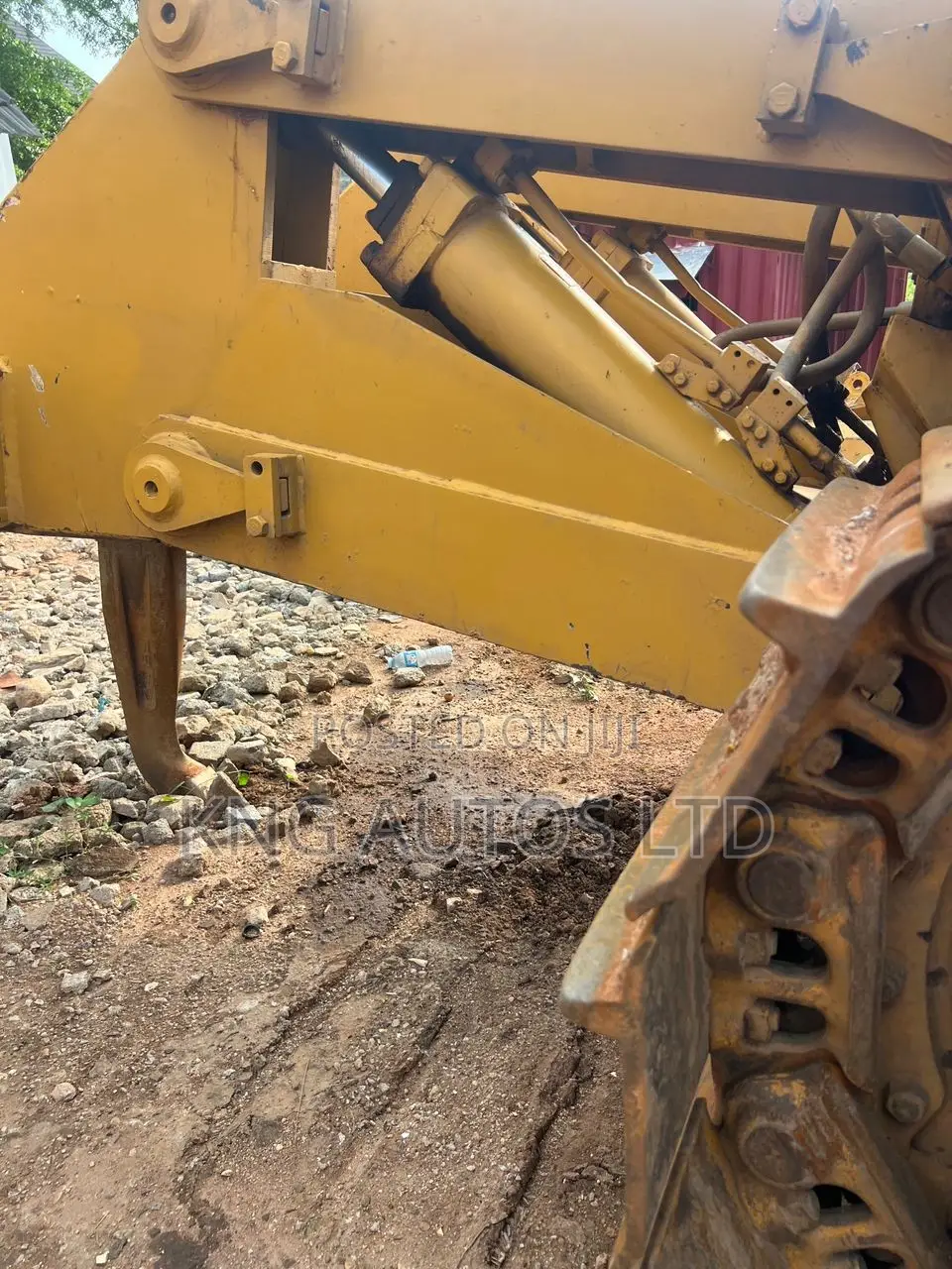 Cat D7 Bulldozer