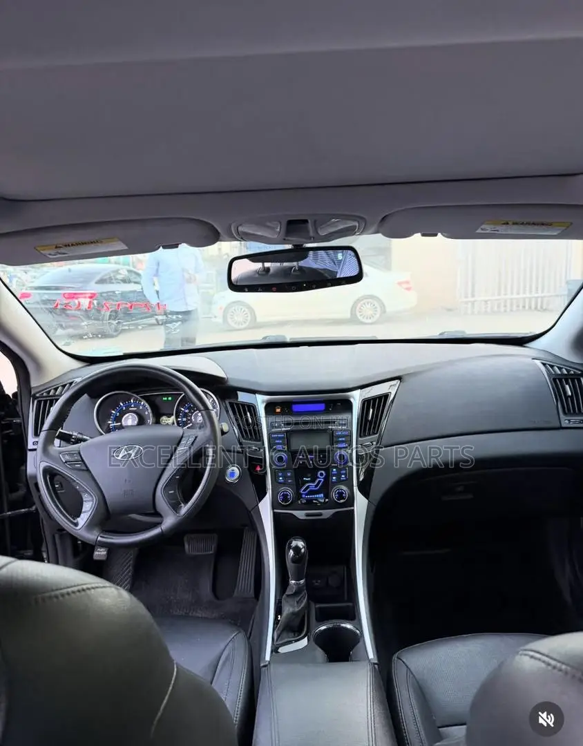 Hyundai Sonata 2012 Black