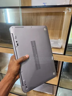 Laptop HP EliteBook 1040 G3 8GB Intel Core i5 SSD 256GB