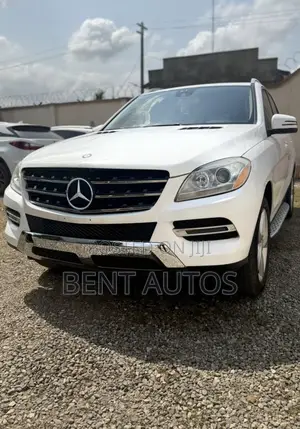 Mercedes-Benz M Class ML350 4MATIC 4dr SUV AWD (3.5L 6cyl 7A) 2015