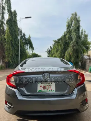 Honda Civic Sport 4dr Hatchback (1.5L 4cyl) 2017 Gray