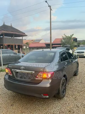 Toyota Corolla 2008 Gray