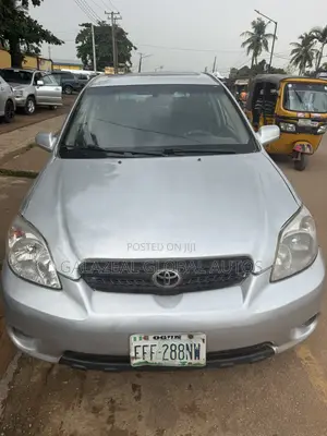 Toyota Matrix Hatchback AWD (1.8L 4cyl 4A) 2006 Silver