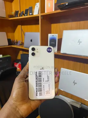 Apple iPhone 11 128 GB White