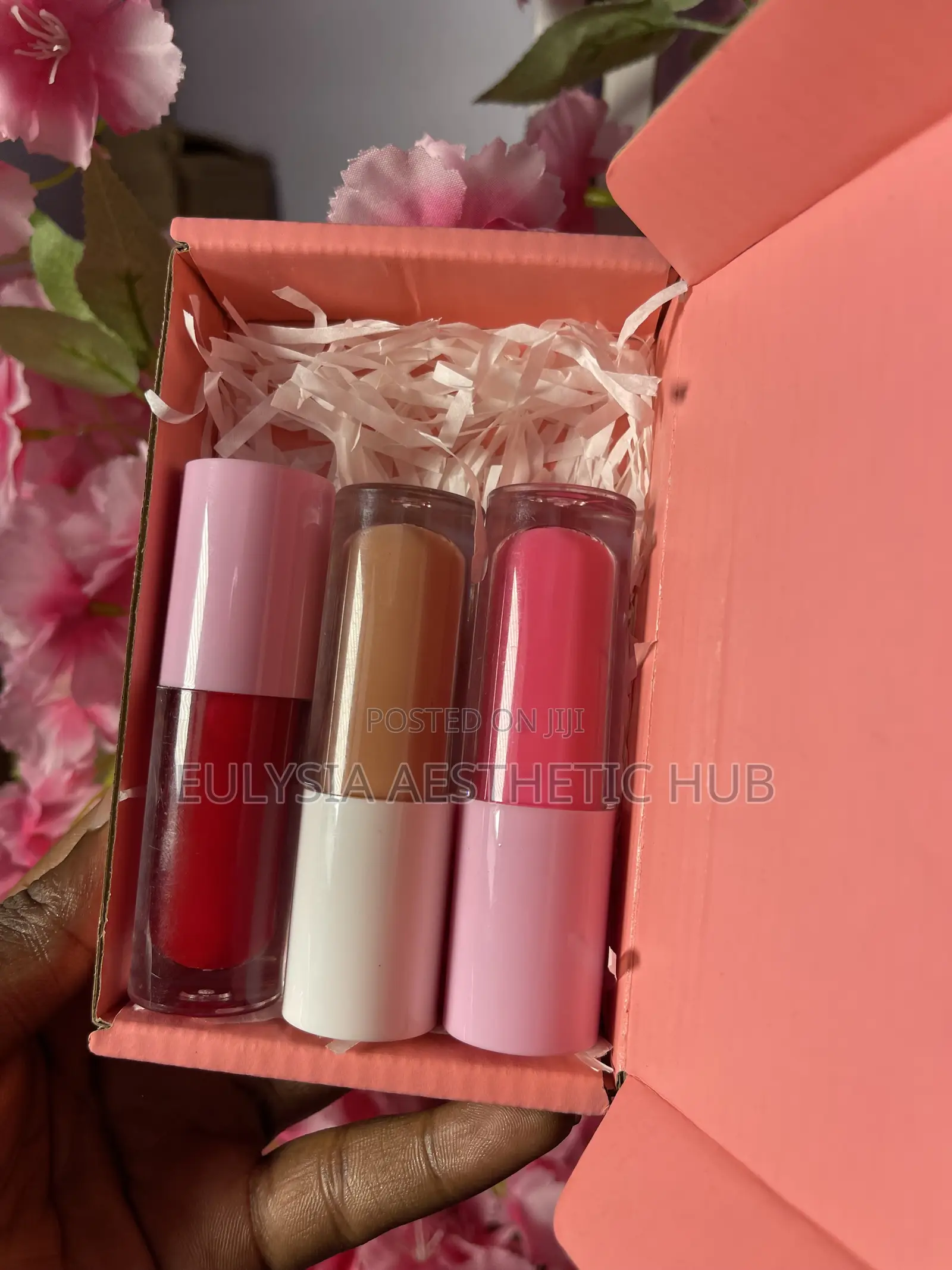 Lip Gloss Set + Free Lip Liners