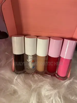 Lip Gloss Set + Free Lip Liners