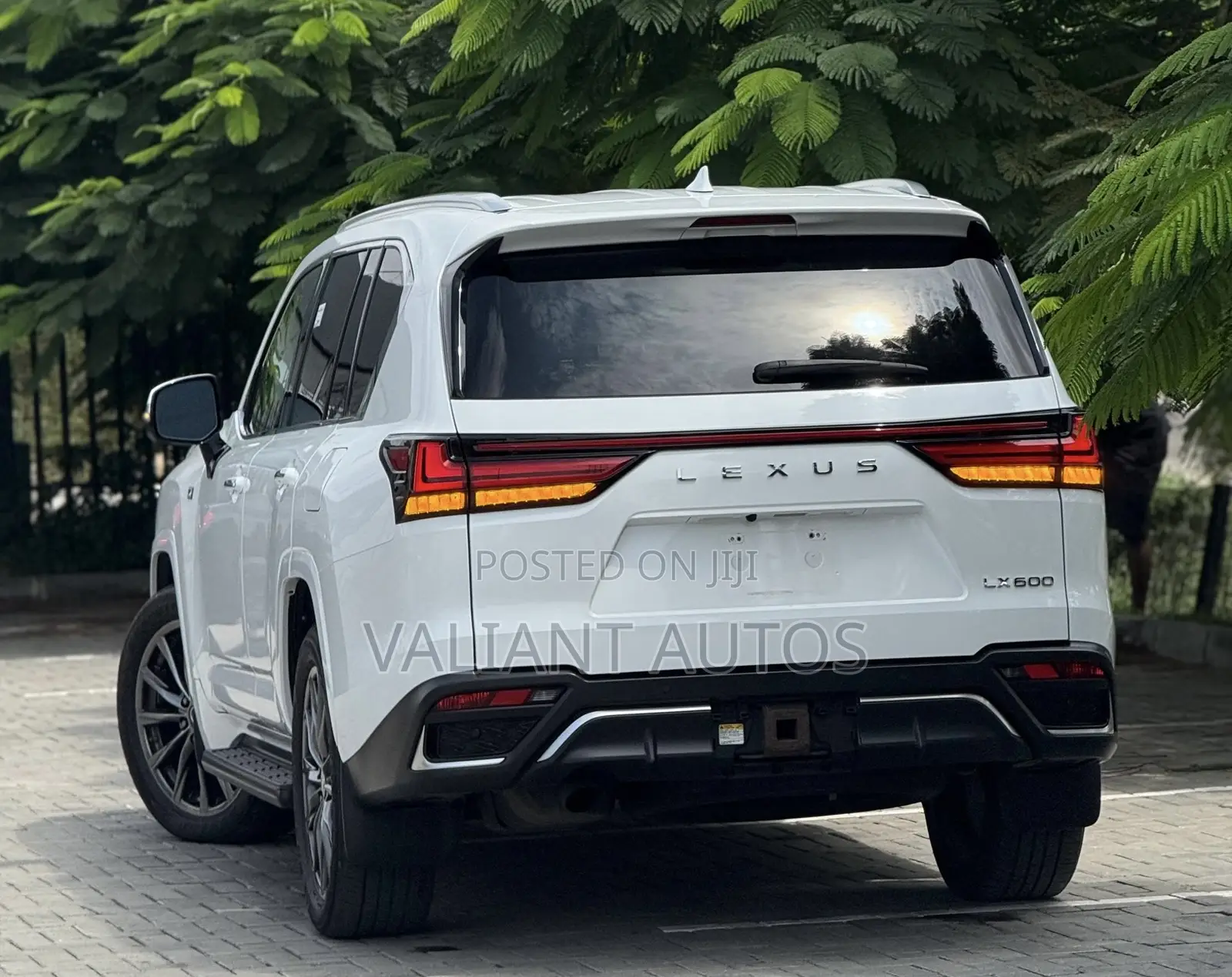 Lexus LX 600 2023 White