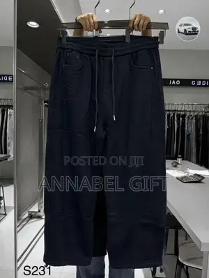 Plain Joggers