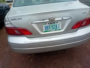 Toyota Avalon XL 2004 Silver